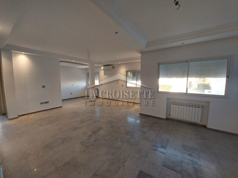 Appartement S+3 à La Marsa